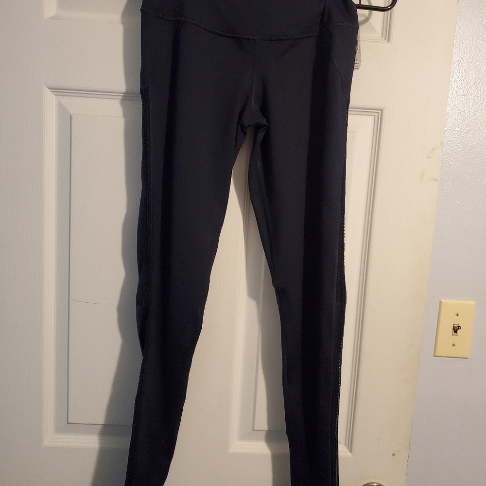 Victorias secrets knockout workout pants